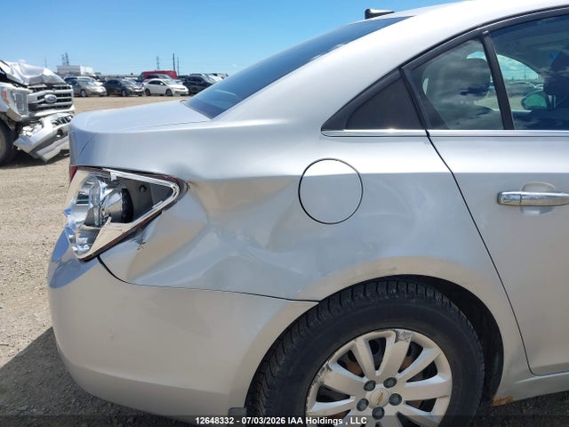 12648332 :رقم المزاد ، 1G1PA5SHXB7221278 vin ، 2011 Chevrolet Cruze Ls مزاد بيع