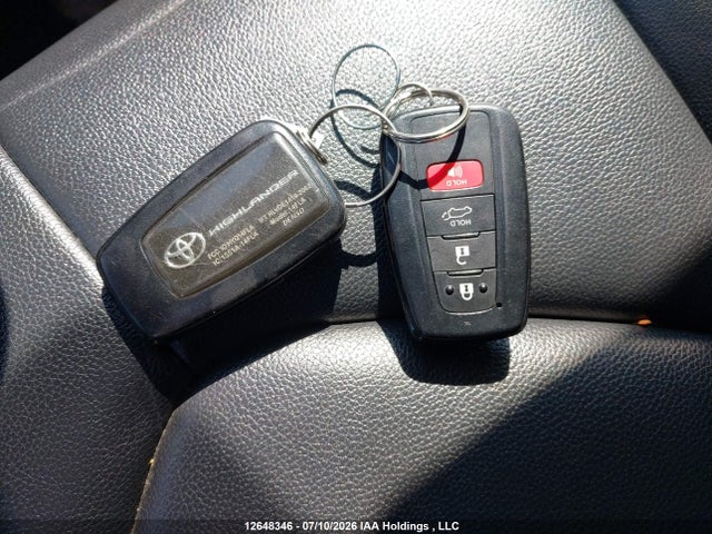 Aukcja sprzedaży 2022 Toyota Highlander Xle, vin: 5TDGZRBH5NS168524, numer aukcji: 12648346