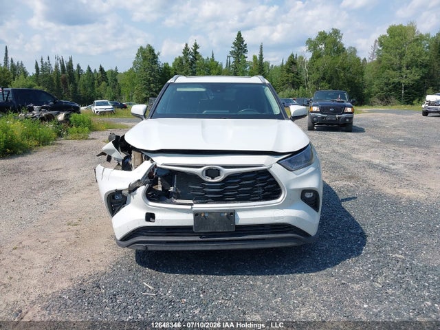 Aukcja sprzedaży 2022 Toyota Highlander Xle, vin: 5TDGZRBH5NS168524, numer aukcji: 12648346