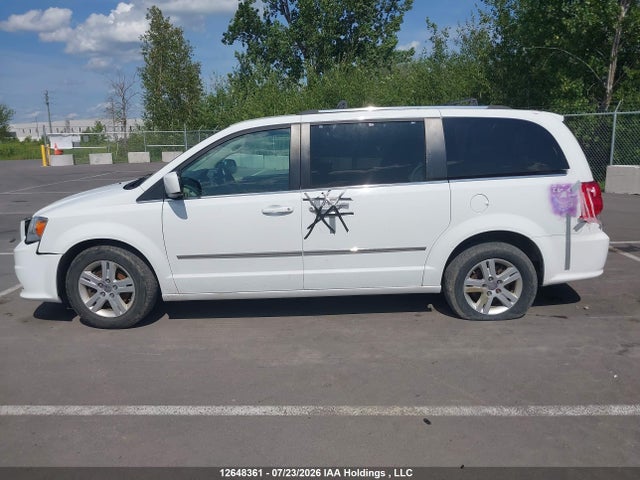 Dodge Grand Caravan Crew 2017 2C4RDGDG1HR845534 Image 13