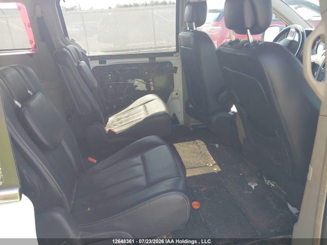 Dodge Grand Caravan Crew 2017 2C4RDGDG1HR845534 Image 8