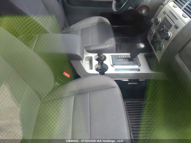 2011 Ford Escape Xlt Automatic მანქანა იყიდება აუქციონზე, vin: 1FMCU0DG9BKA00378, აუქციონის ნომერი: 12648423