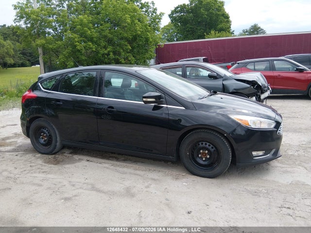12648432 :رقم المزاد ، 1FADP3N24JL296218 vin ، 2018 Ford Focus مزاد بيع