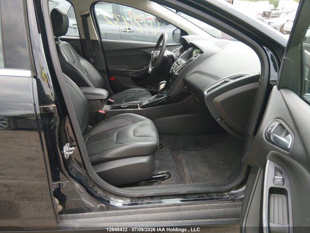 12648432 :رقم المزاد ، 1FADP3N24JL296218 vin ، 2018 Ford Focus مزاد بيع