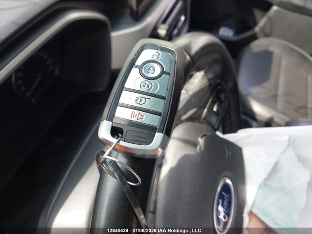 Продаж на аукціоні авто 2022 Ford Escape Sel Hybrid, vin: 1FMCU9CZ2NUB01083, номер лоту: 12648439