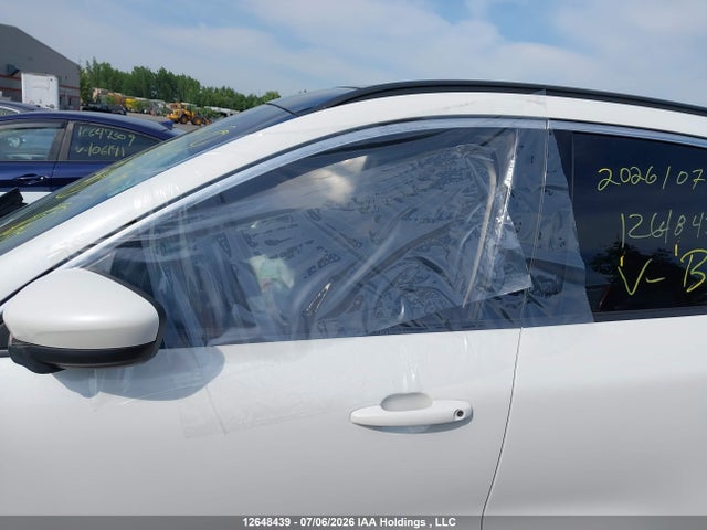 Продаж на аукціоні авто 2022 Ford Escape Sel Hybrid, vin: 1FMCU9CZ2NUB01083, номер лоту: 12648439