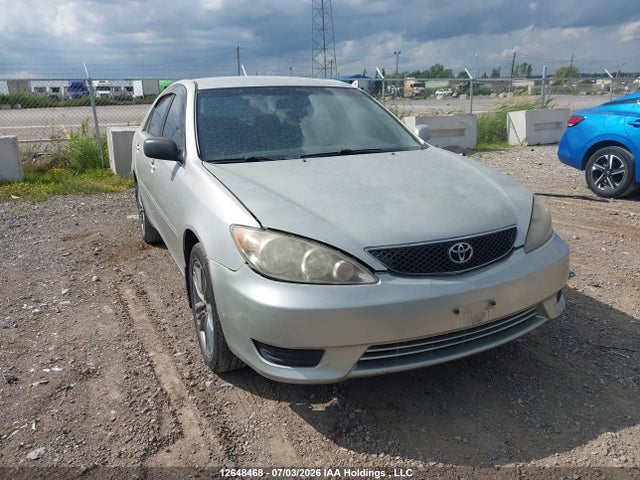 2005 Toyota Camry Le/se/std/xle მანქანა იყიდება აუქციონზე, vin: 4T1BE32KX5U941431, აუქციონის ნომერი: 12648468