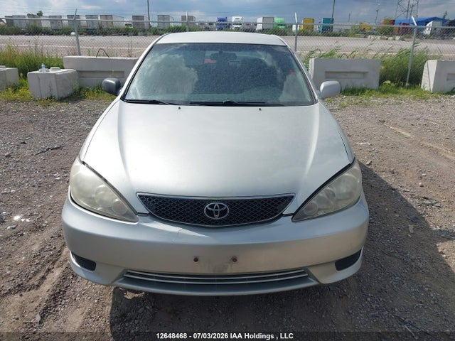 2005 Toyota Camry Le/se/std/xle მანქანა იყიდება აუქციონზე, vin: 4T1BE32KX5U941431, აუქციონის ნომერი: 12648468