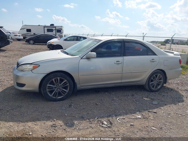 2005 Toyota Camry Le/se/std/xle მანქანა იყიდება აუქციონზე, vin: 4T1BE32KX5U941431, აუქციონის ნომერი: 12648468