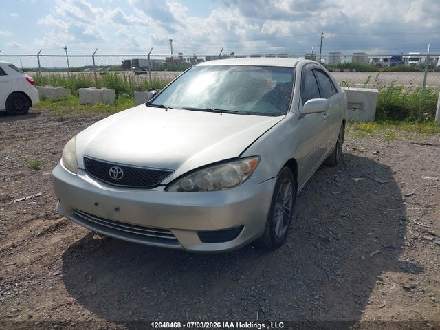 2005 Toyota Camry Le/se/std/xle მანქანა იყიდება აუქციონზე, vin: 4T1BE32KX5U941431, აუქციონის ნომერი: 12648468