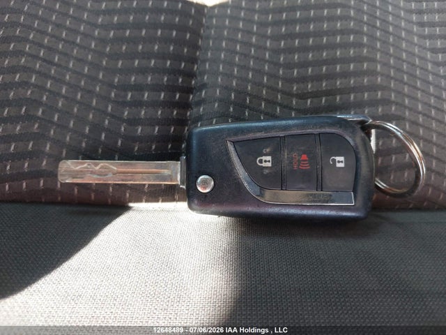 Scion IM 2016 JTNKARJE9GJ510870 Image 11