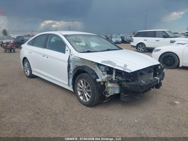 Продажа на аукционе авто 2018 Hyundai Sonata Gl, vin: 5NPE24AF6JH626313, номер лота: 12648519