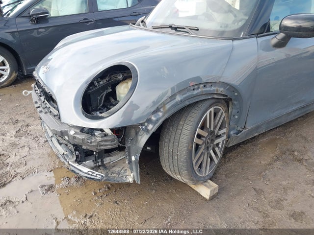Продажа на аукционе авто 2025 Mini Convertible Cooper C, vin: WMW13GX05S2X44935, номер лота: 12648588