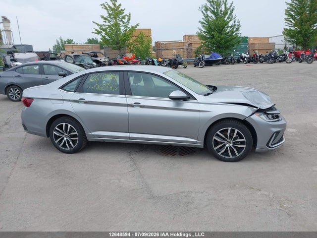 12648594 :رقم المزاد ، 3VWEX7BU6SM068973 vin ، 2025 Volkswagen Jetta Se مزاد بيع