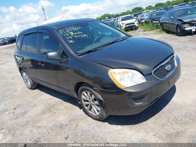 12648609 :رقم المزاد ، KNAHG8A83C7410589 vin ، 2012 Kia Rondo مزاد بيع