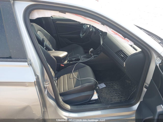 3VWSM7BU5RM009869 Volkswagen Jetta Comfortline