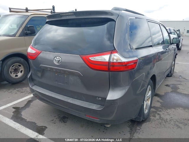 12648720 :رقم المزاد ، 5TDKK3DC6GS753709 vin ، 2016 Toyota Sienna Le V6 مزاد بيع