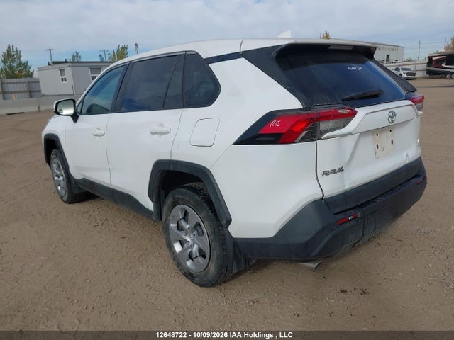 Toyota RAV4 LE 2022 2T3B1RFV9NW257674 Image 3