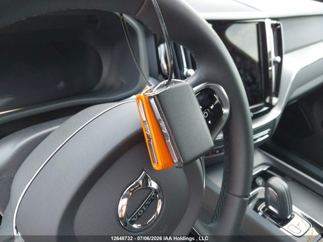 Volvo Xc60 B6 R-design 2022 LYV062RM2NB002178 Image 11