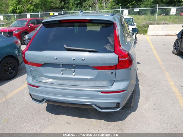 Volvo Xc60 B6 R-design 2022 LYV062RM2NB002178 Image 17