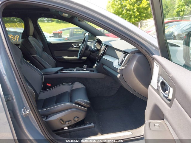Volvo Xc60 B6 R-design 2022 LYV062RM2NB002178 Image 5