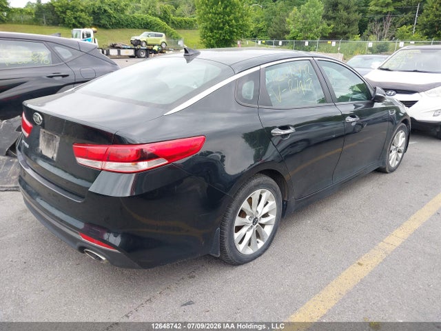 2017 Kia Optima Lx/lx+ მანქანა იყიდება აუქციონზე, vin: 5XXGT4L3XHG127917, აუქციონის ნომერი: 12648742