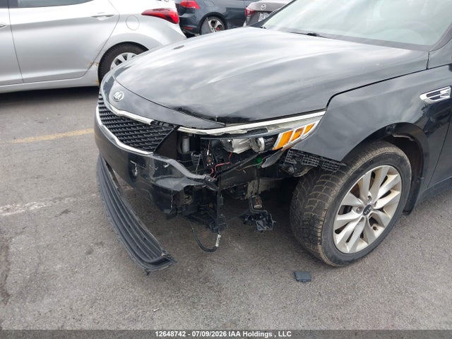 2017 Kia Optima Lx/lx+ მანქანა იყიდება აუქციონზე, vin: 5XXGT4L3XHG127917, აუქციონის ნომერი: 12648742