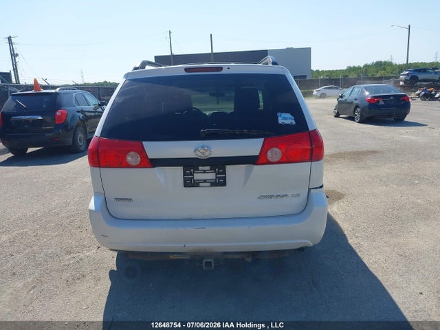 2010 Toyota Sienna Ce მანქანა იყიდება აუქციონზე, vin: 5TDZK4CC3AS327764, აუქციონის ნომერი: 12648754