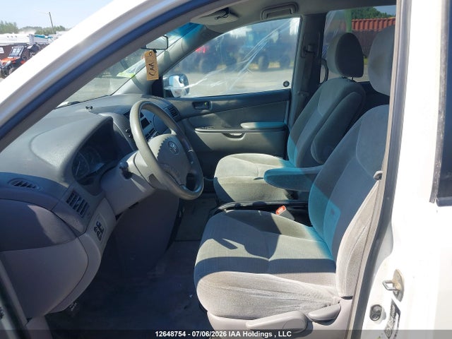 2010 Toyota Sienna Ce მანქანა იყიდება აუქციონზე, vin: 5TDZK4CC3AS327764, აუქციონის ნომერი: 12648754