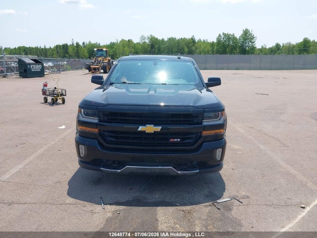 3GCUKREC7JG129112 Chevrolet Silverado 1500 2lt