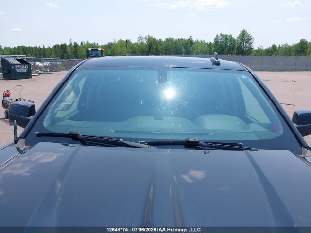 3GCUKREC7JG129112 Chevrolet Silverado 1500 2lt
