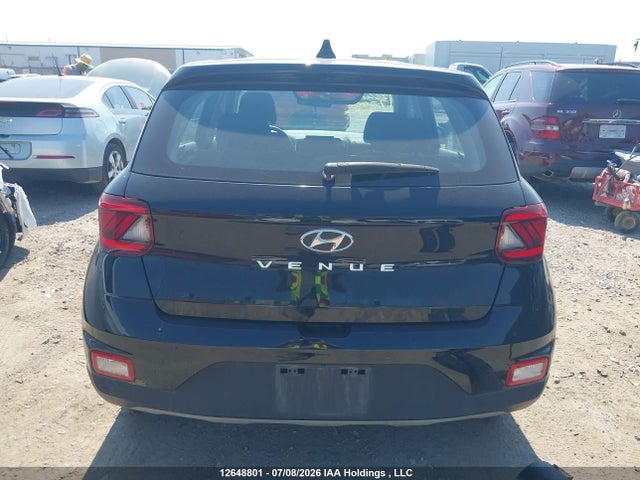 Hyundai Venue Essential Auto Ivt 2022 KMHRB8A36NU172408 Image 16
