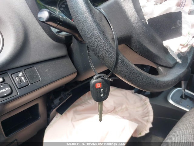 2015 Toyota Yaris Le მანქანა იყიდება აუქციონზე, vin: VNKKTUD34FA055881, აუქციონის ნომერი: 12648811