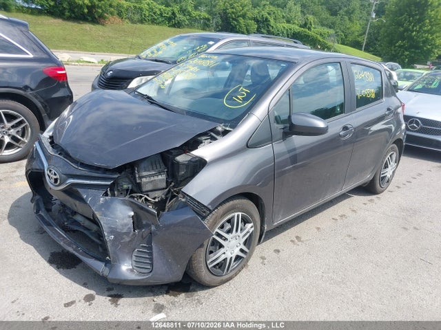2015 Toyota Yaris Le მანქანა იყიდება აუქციონზე, vin: VNKKTUD34FA055881, აუქციონის ნომერი: 12648811
