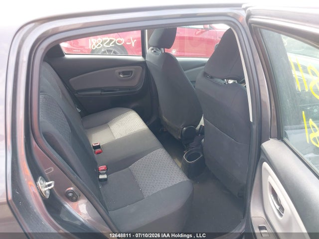 2015 Toyota Yaris Le მანქანა იყიდება აუქციონზე, vin: VNKKTUD34FA055881, აუქციონის ნომერი: 12648811