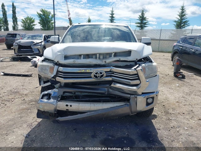 Продаж на аукціоні авто 2017 Toyota Tundra Crewmax 1794/platinum, vin: 5TFAY5F13HX631001, номер лоту: 12648813