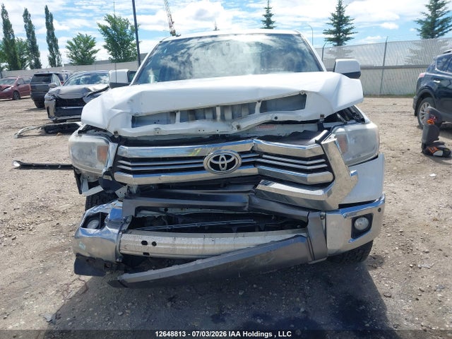 Продаж на аукціоні авто 2017 Toyota Tundra Crewmax 1794/platinum, vin: 5TFAY5F13HX631001, номер лоту: 12648813