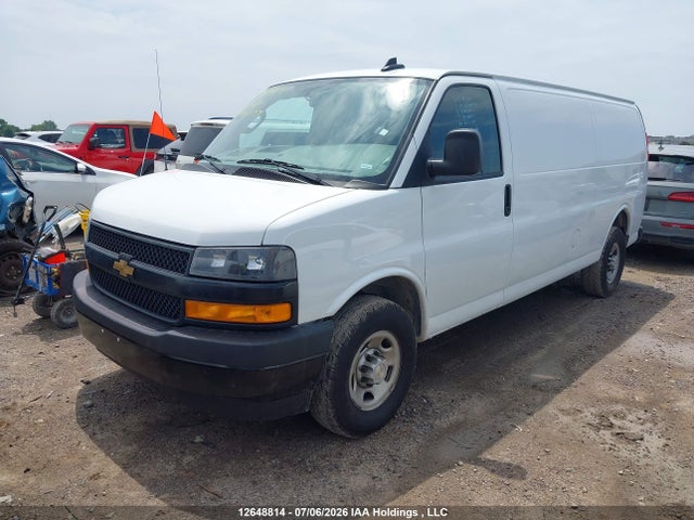 Chevrolet Express G2500 2024 1GCWGBFPXR1244977 Image 2