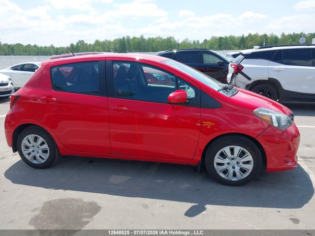 Toyota YARIS LE 2017 VNKKTUD32HA072245 Image 13