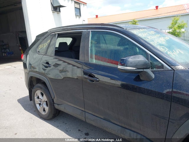 2022 Toyota Rav4 Xle მანქანა იყიდება აუქციონზე, vin: 2T3R1RFV0NC274461, აუქციონის ნომერი: 12648829