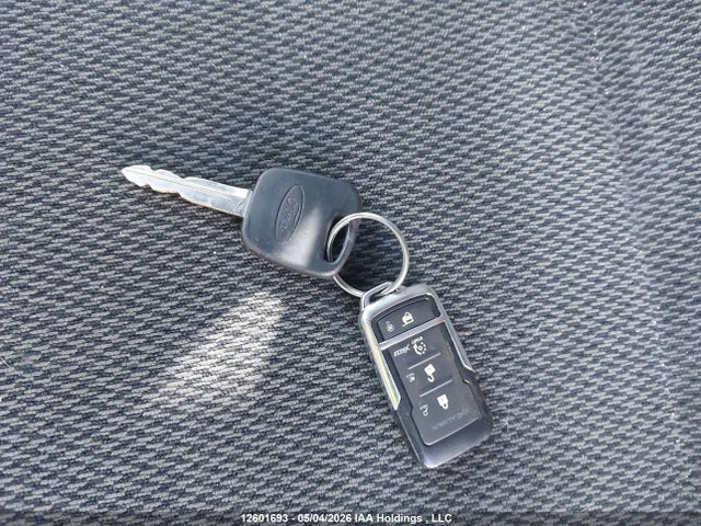 12601693 :رقم المزاد ، 1FAFP34344W193046 vin ، 2004 Ford Focus Se مزاد بيع
