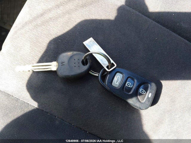 2008 Hyundai Elantra Gl/gls/gls Sport/limited მანქანა იყიდება აუქციონზე, vin: KMHDU45DX8U390582, აუქციონის ნომერი: 12648906