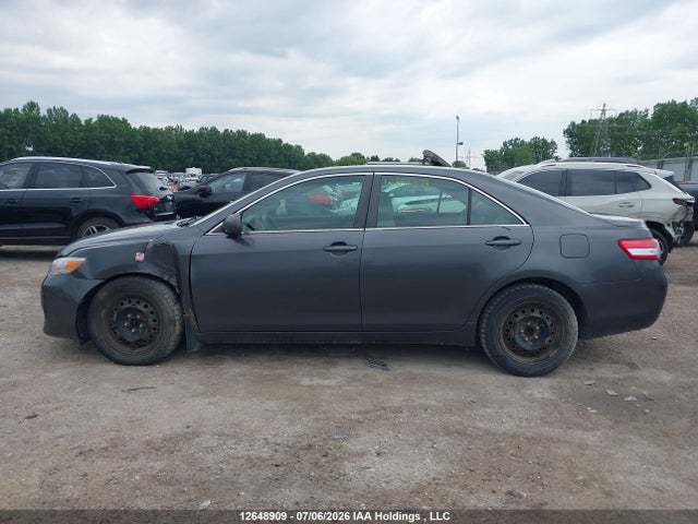 2011 Toyota Camry Le მანქანა იყიდება აუქციონზე, vin: 4T1BF3EK2BU165087, აუქციონის ნომერი: 12648909