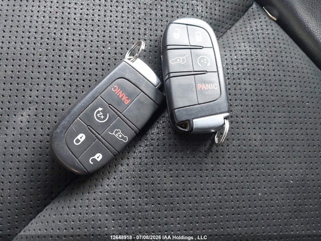1C4RJFAG2KC719061 Jeep Grand Cherokee Laredo