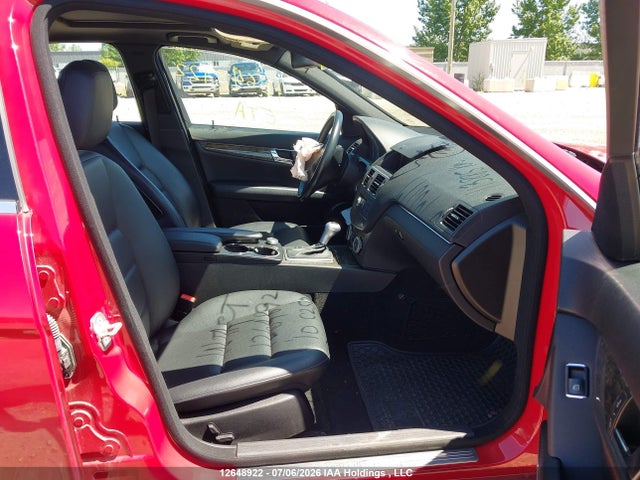 12648922 :رقم المزاد ، WDDGF8FBXAF405579 vin ، 2010 Mercedes-benz C 250 4matic مزاد بيع