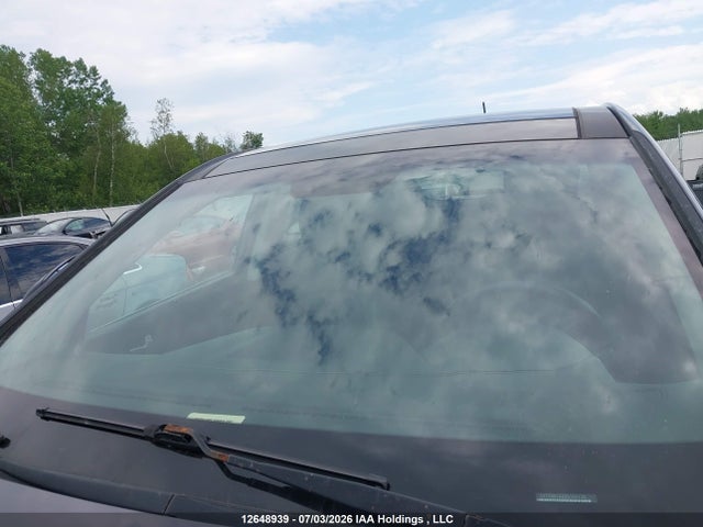 2013 Hyundai Santa Fe Sport 2.0t Limited მანქანა იყიდება აუქციონზე, vin: 5XYZUDLA2DG100138, აუქციონის ნომერი: 12648939