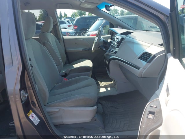 Продажа на аукционе авто 2011 Toyota Sienna V6 7 Passenger, vin: 5TDZK3DC6BS010068, номер лота: 12648980