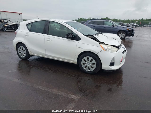 2012 Toyota Prius C Technology მანქანა იყიდება აუქციონზე, vin: JTDKDTB30C1003047, აუქციონის ნომერი: 12649040