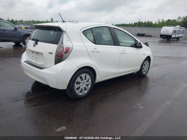 2012 Toyota Prius C Technology მანქანა იყიდება აუქციონზე, vin: JTDKDTB30C1003047, აუქციონის ნომერი: 12649040