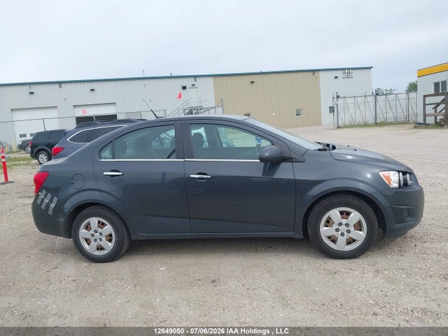 12649050 :رقم المزاد ، 1G1JC5SH3E4157140 vin ، 2014 Chevrolet Sonic Lt Auto مزاد بيع